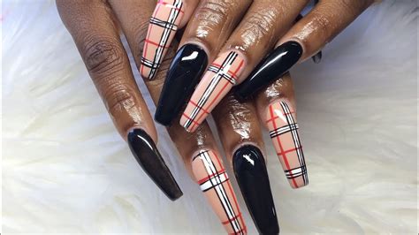 Long, Coffin shaped, Burberry Nails! 